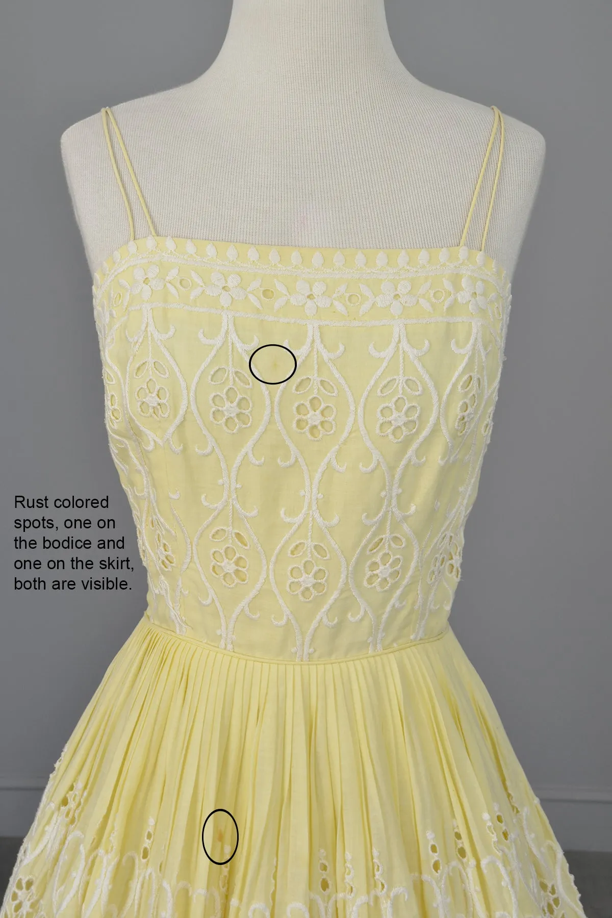 1950s Pale Yellow Embroidered Patio Dress | Pleated Full Skirt | Pinup