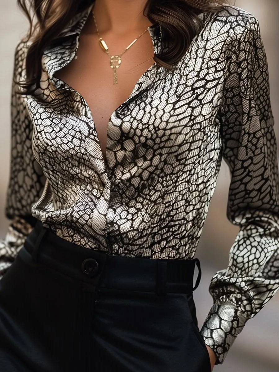 Classic Snake Pattern Printed Blouse 