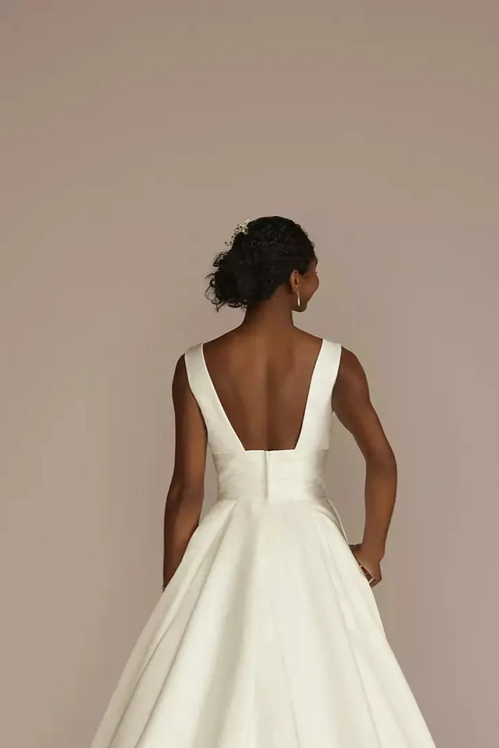 Dress 3568: David's Bridal "V3848" waist 34 shortened