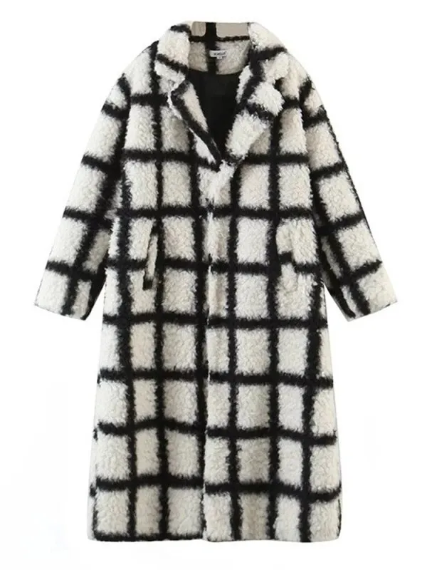 Fashion Women's Lamb Wool Black And White Large Plaid Coveres Button Long Sleeves Straight Overcoat Winter