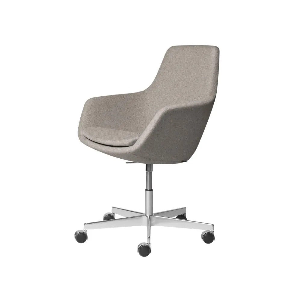 Fritz Hansen Little Giraffe Office Chair - Aluminum Swivel Base