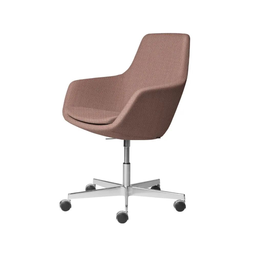 Fritz Hansen Little Giraffe Office Chair - Aluminum Swivel Base