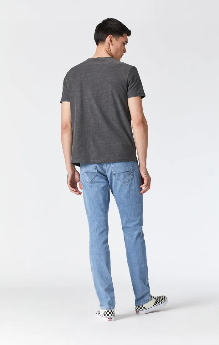 JAKE SLIM LEG IN LIGHT INDIGO WILLIAMSBURG