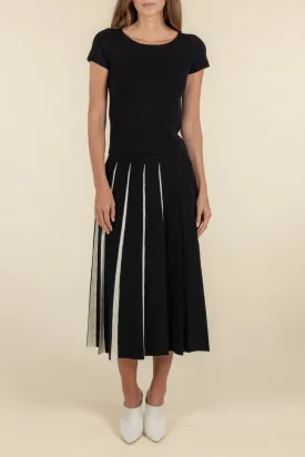 PLEATED SKIRT